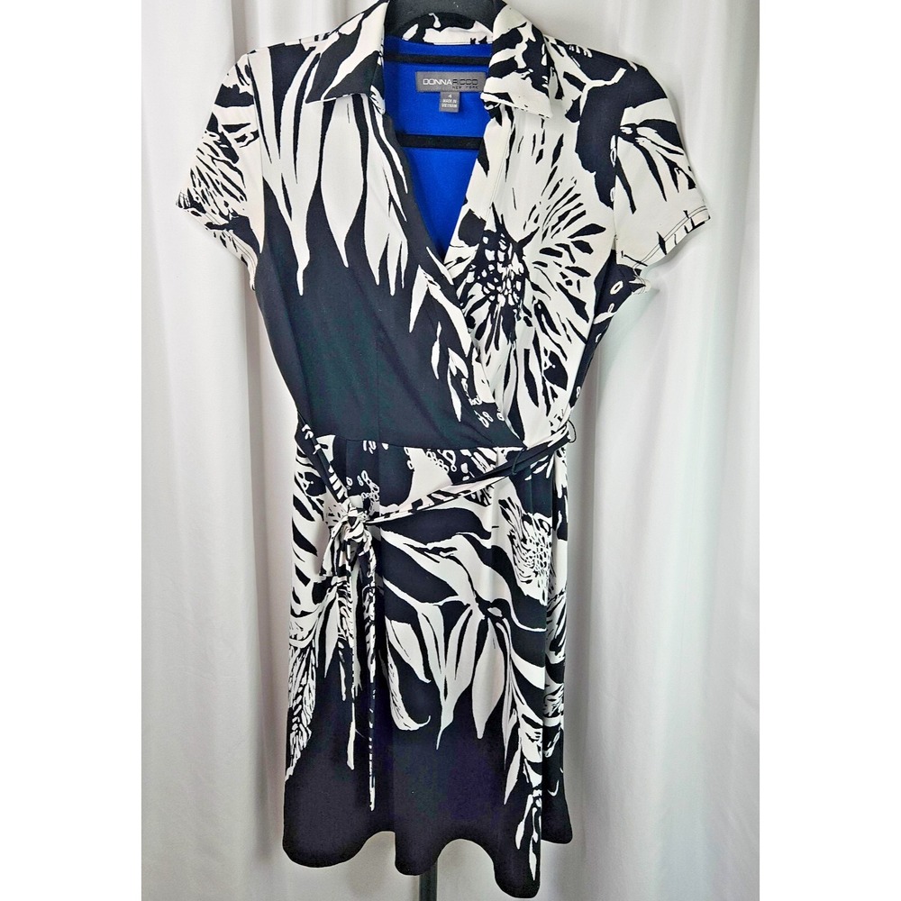 Donna Ricco‎ Short Sleeve Black & White Floral Wrap Dress With Belt Sz 4 Elegant
